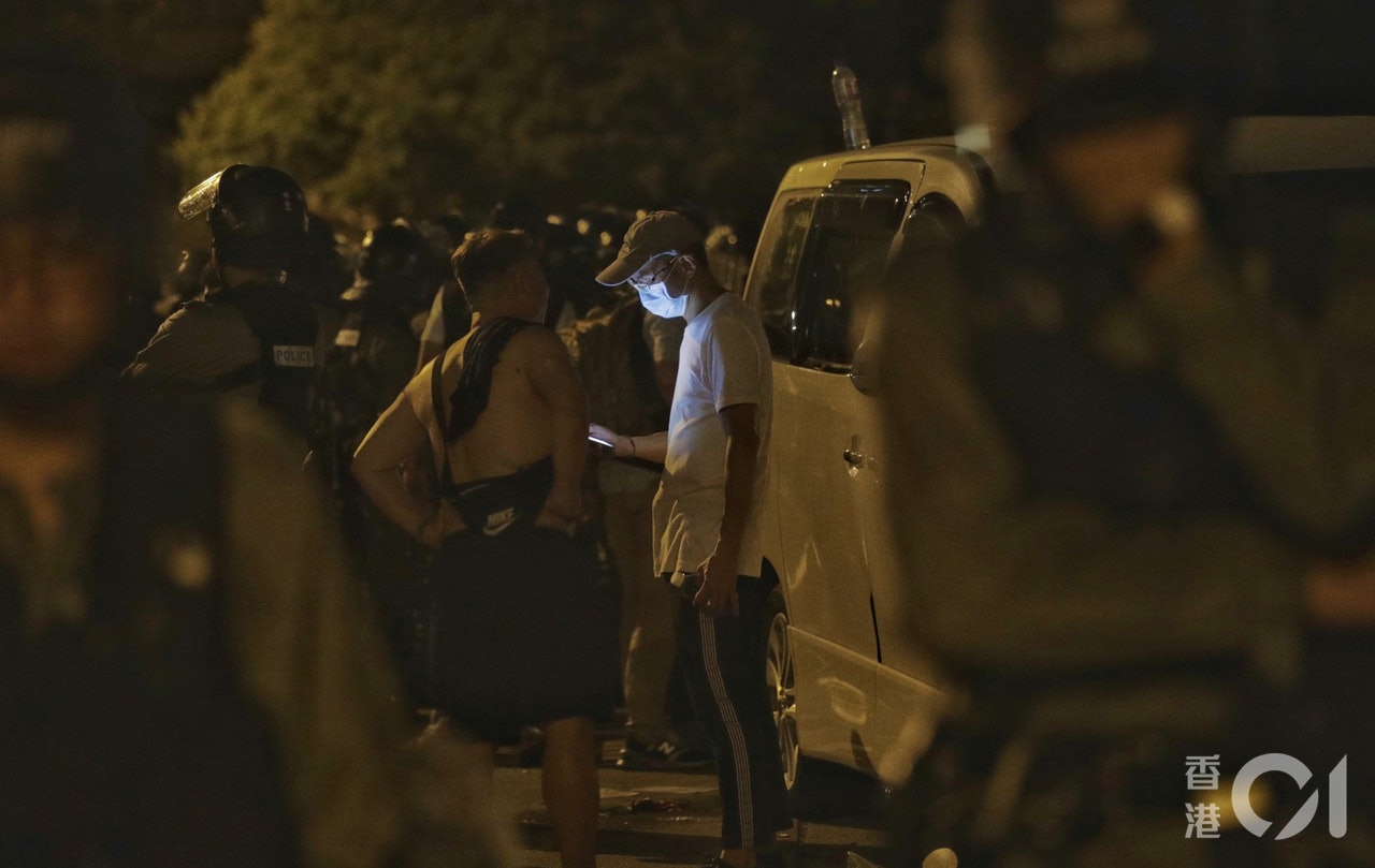 2019.07.21 晚上元朗黑社會圍毆途人 報警39分鐘未有警察到場