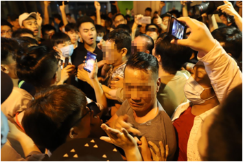 Retired police officers released unconditionally after assaulting citizens at Yau Tong