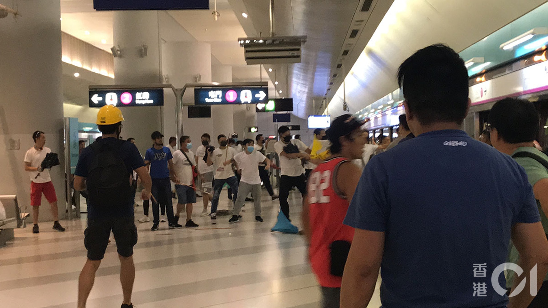 2019.07.21 晚上元朗黑社會圍毆途人 報警39分鐘未有警察到場