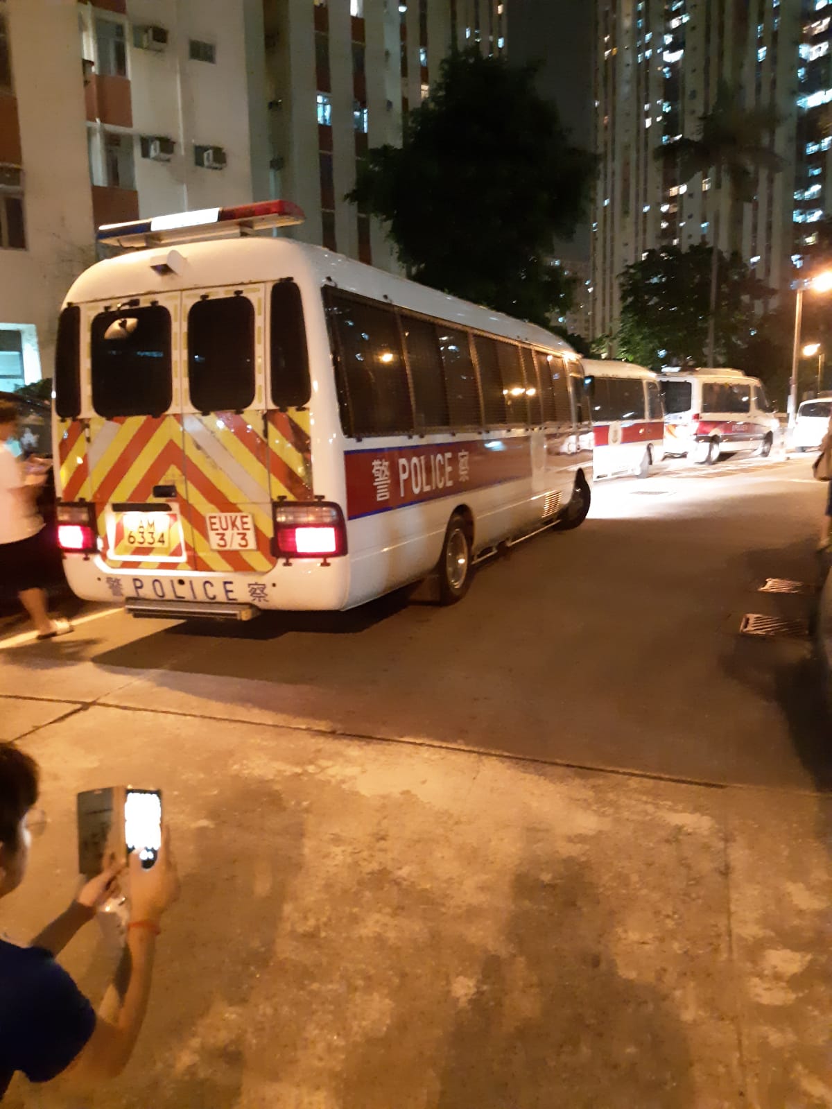 2019.08.24 麗晶花園の管理会社がオートロック暗証番号を勝手に変更 住民が家に帰れず警察に逮捕