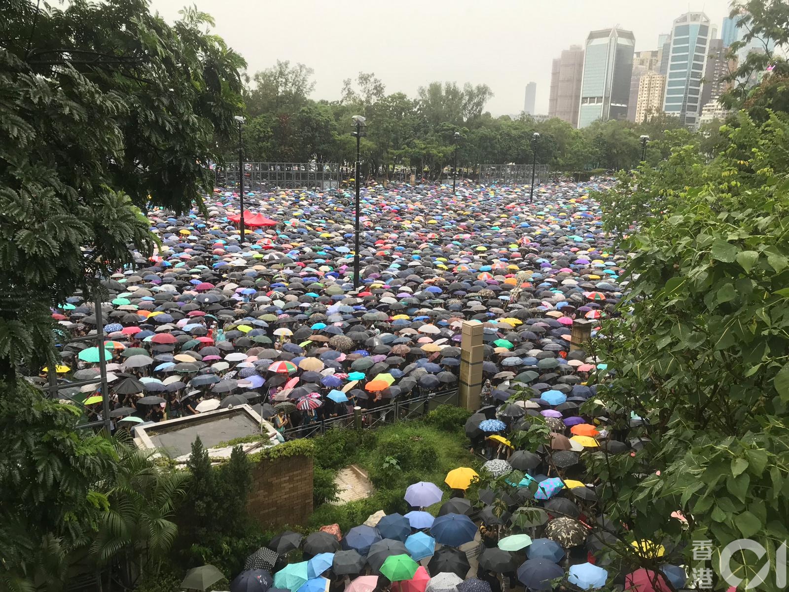2019.08.18 170万人デモ行進 警察の暴力を非難 「五大要求」を改めて強調