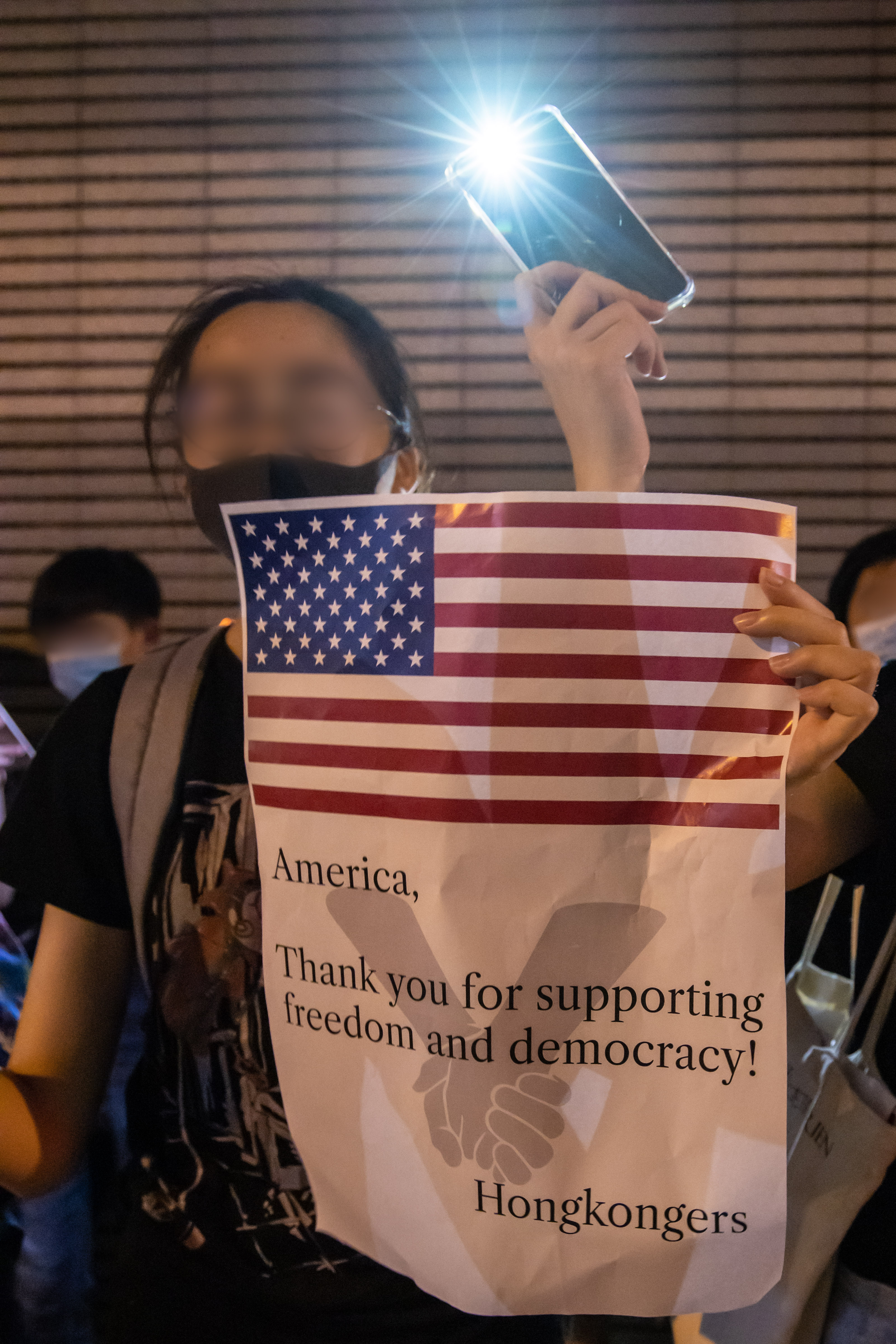 2019.08.23 バルト三国の経験をモデルに 十万人が港の両岸に「香港の道」を作る