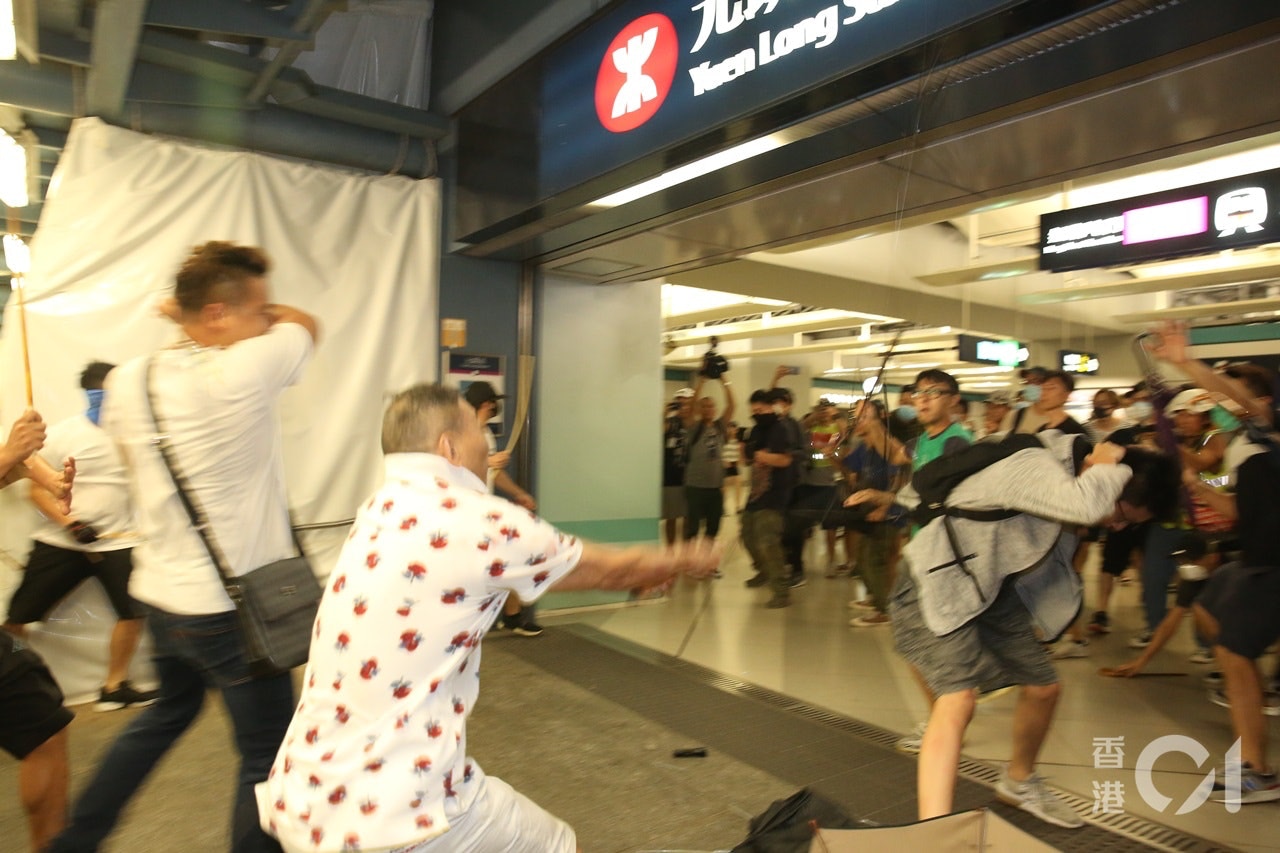 2019.07.21 晚上元朗黑社會圍毆途人 報警39分鐘未有警察到場