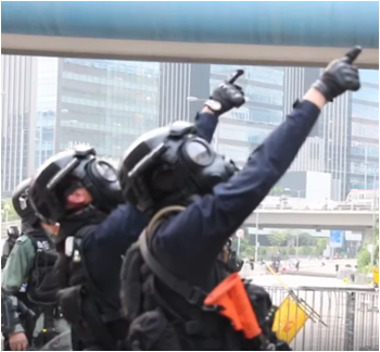 速龍小隊指揮官隊員情緒失控 指罵挑釁市民 毫無紀律