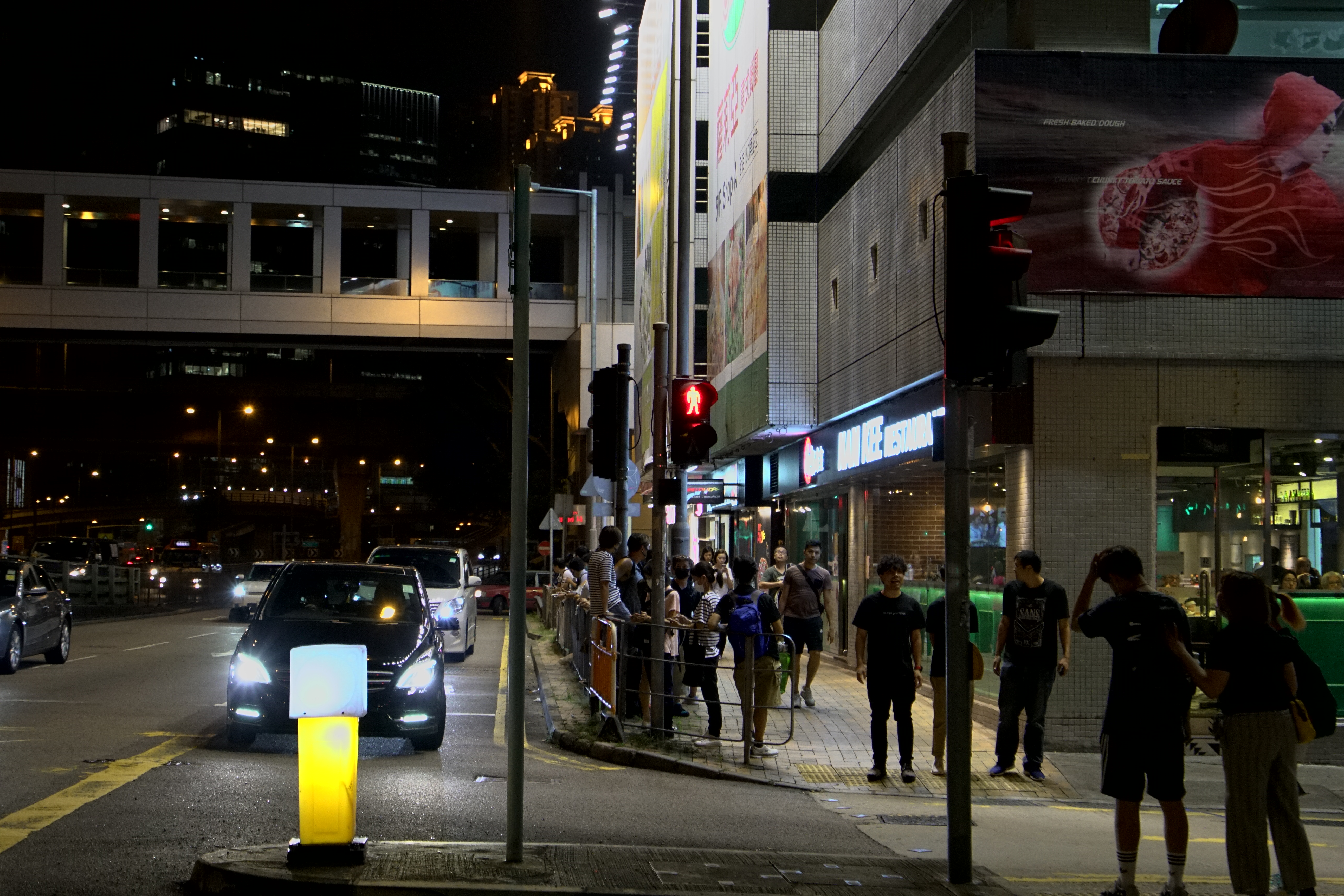 2019.08.23 バルト三国の経験をモデルに 十万人が港の両岸に「香港の道」を作る