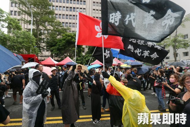 2019.09.29 台灣撐香港大遊行 10萬人冒雨挺民主