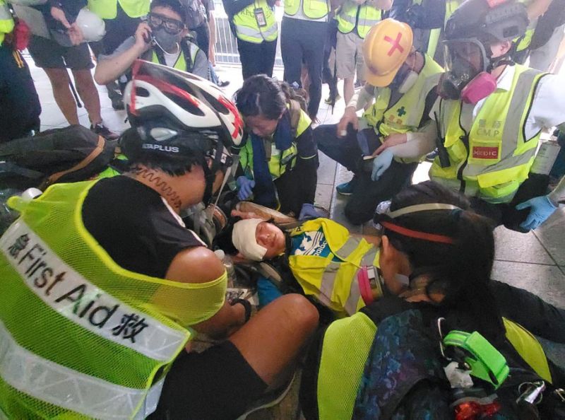 2019.09.29 印尼女記者右眼永久失明  律師：遭警橡膠子彈射爆