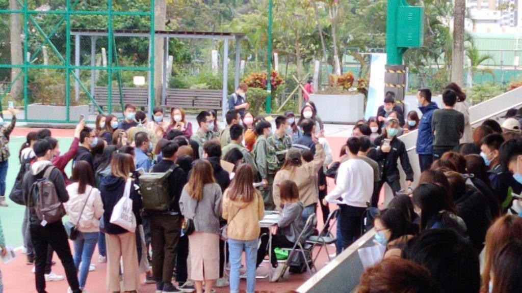 防暴警恐嚇罷工醫護非法集結 要求不要擾亂社會秩序 警車違法停泊救護車專用車位