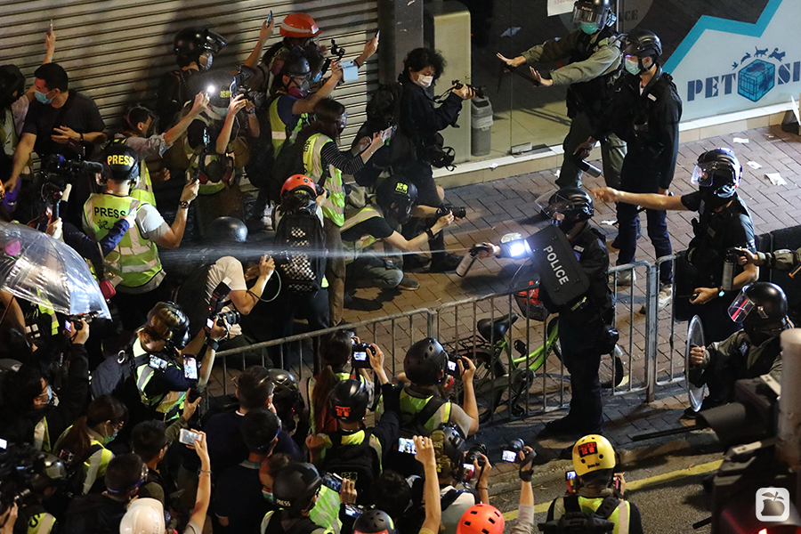 Riot Police described journalist from the Stand News as “cockroach” and intentionally pepper-sprayed him