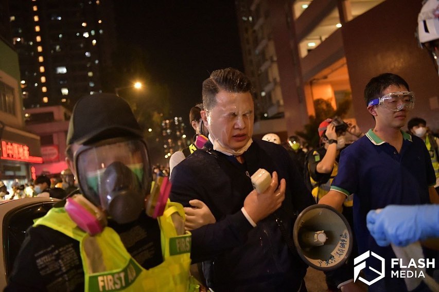 20200321 Raptor (STS) rushed forward and subdued a few civilians; A man in a grey T-shirt was dragged away