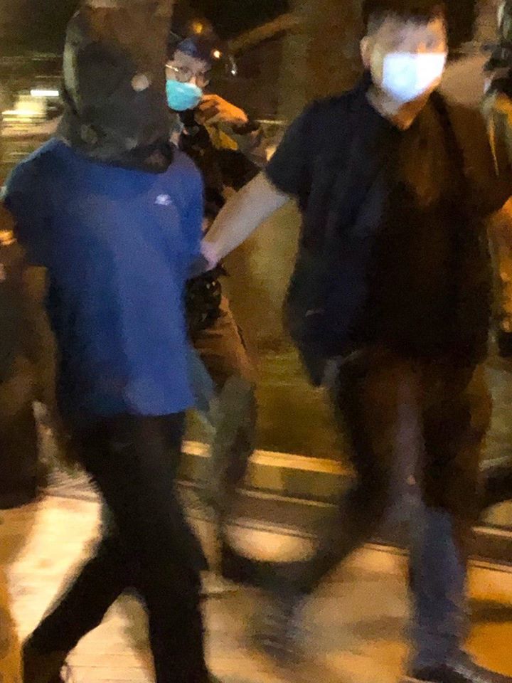 Arrested man gagged in Siu Sai Wa arms discovery case