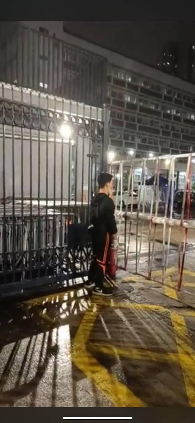 “Blue ribbon fanatics” was caught illegally hanging a banner to smear a District Councillor, attacked and fled to the police station