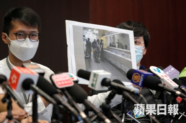 Multiple policemen entered a ladies’ toilet, misery scream was heard, a female journalist was arrested and sent to the hospital with injuries, who refuse to be bailed afterward