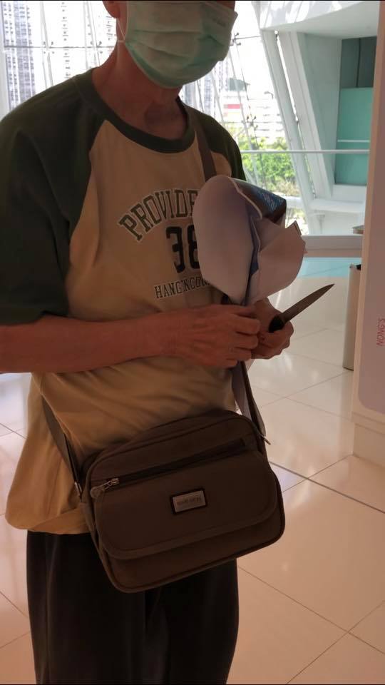 區議員伍健偉多次遭持刀藍絲恐嚇  七旬翁控四罪還押候訊